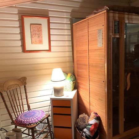 Havre Chez Guylaine Apartment Laval Luaran gambar