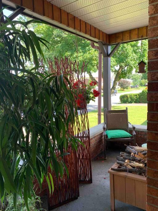 Havre Chez Guylaine Apartment Laval Luaran gambar