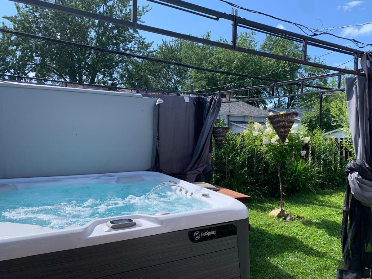 Havre Chez Guylaine Apartment Laval Luaran gambar