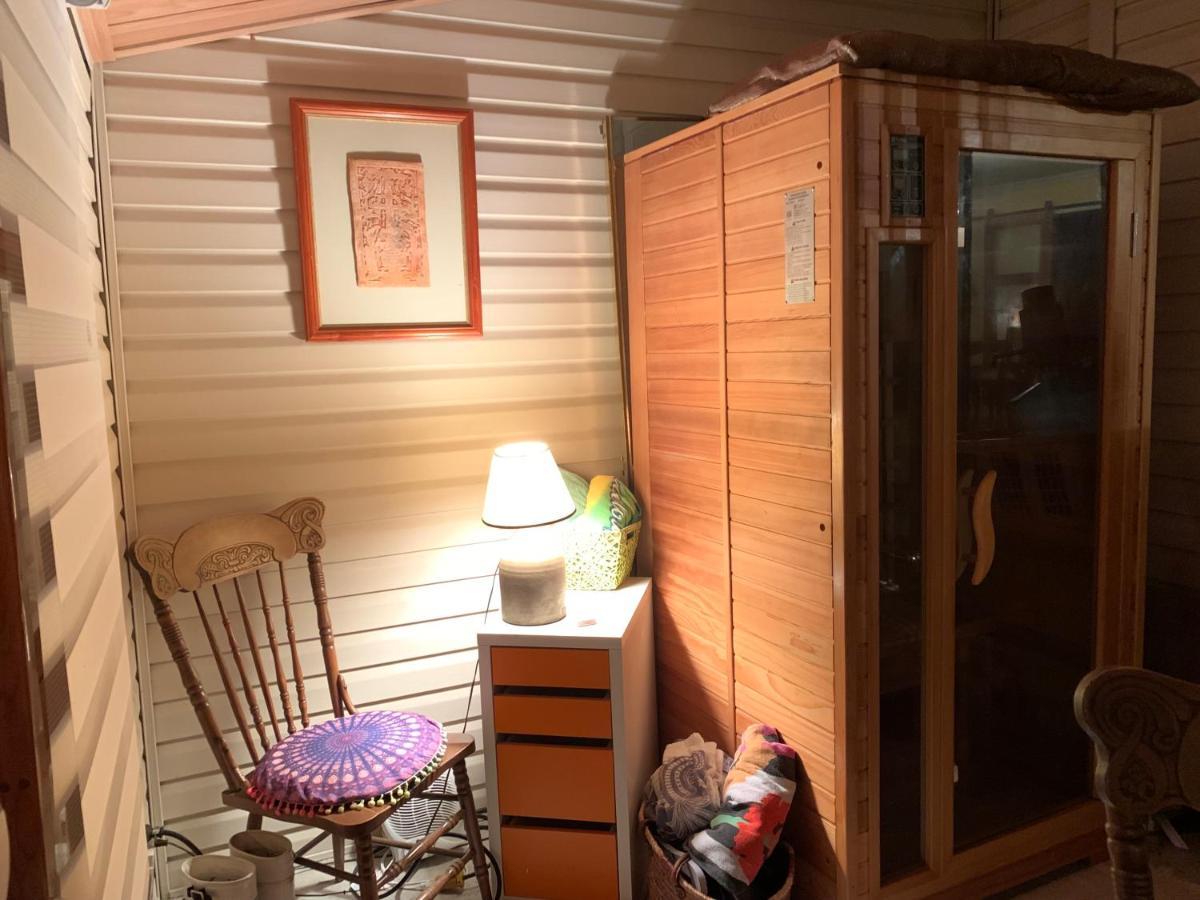Havre Chez Guylaine Apartment Laval Luaran gambar